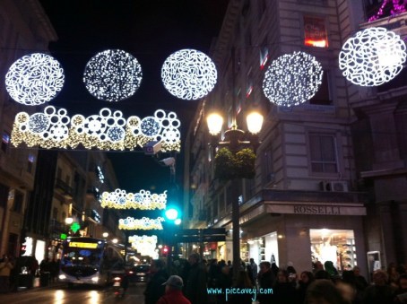 Christmas-in-granada-Lights-794x593