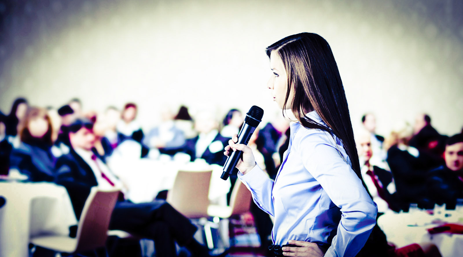 presentador de un evento